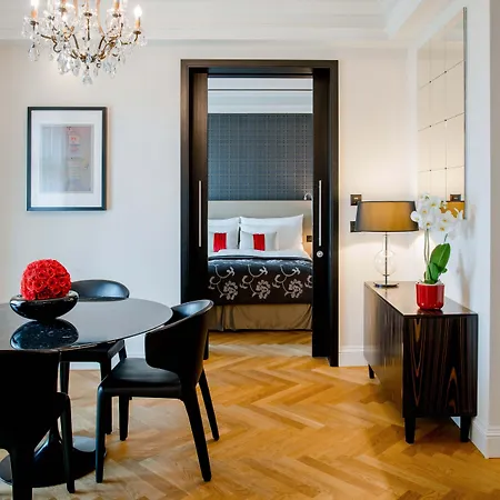 Schweizerhof & Hotel 5*