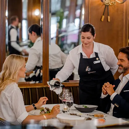 Schweizerhof & 5* Bern