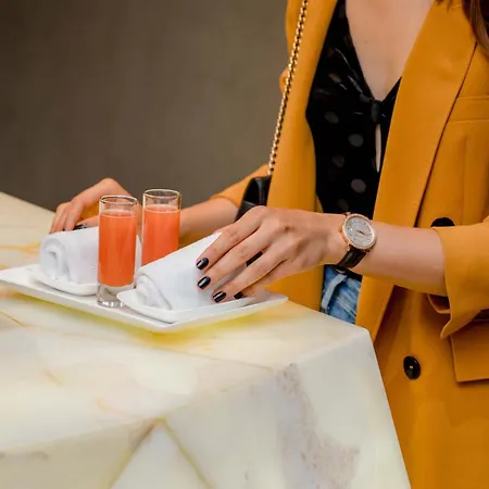 호텔 Schweizerhof & 5*