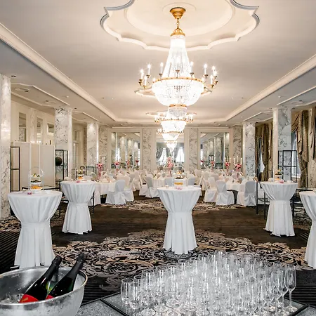 호텔 Schweizerhof &