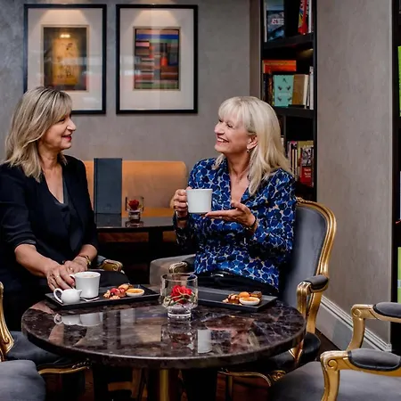 호텔 Schweizerhof &